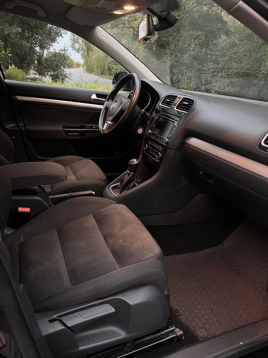 Volkswagen golf 6 2013 1.6 TDI 105 cp