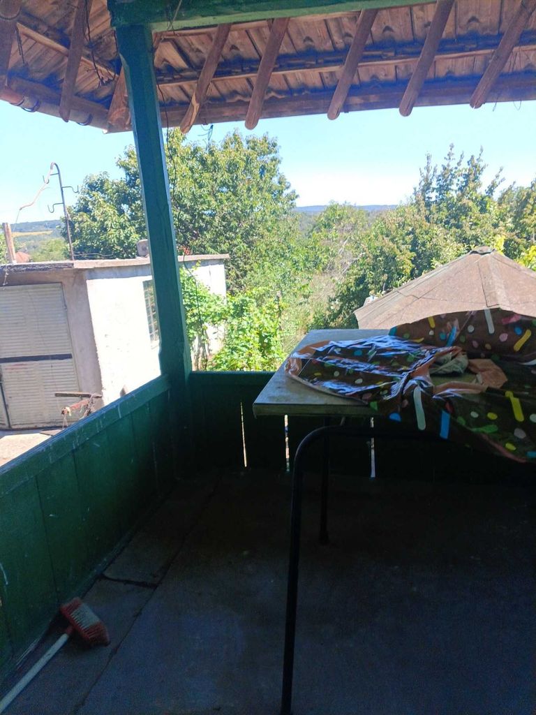 Продава се Къща в с. Осенец, Област Разград - 70 кв.м за 219 €/кв.м - Снимка #1
