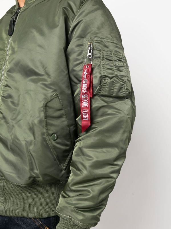 Бомбер MA-1 от Alpha Industries