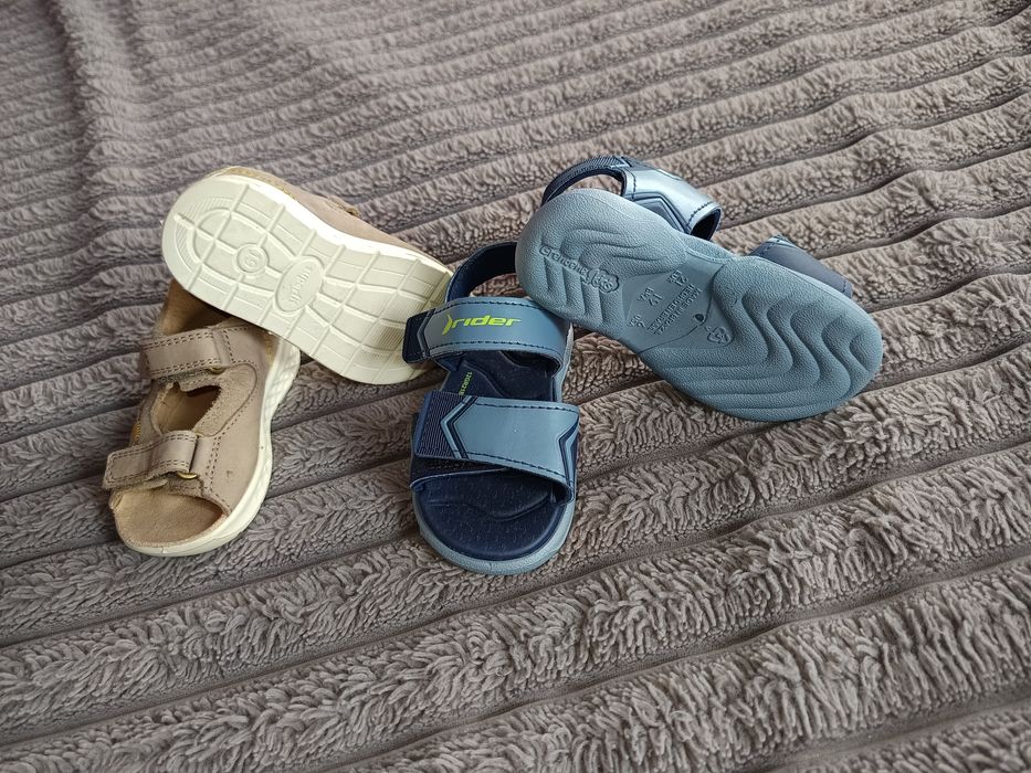 Sandale noi pentru baieti marimea 20