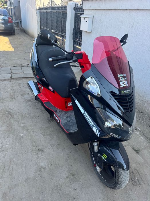 Scuter 125 cm stare bună