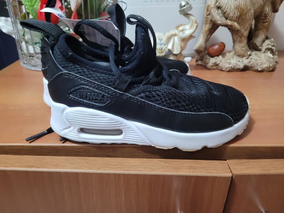 Обувки за момче и момиче есенни и зимни