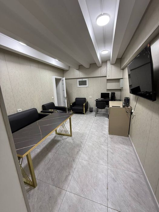 Аренда под офис Лабзак С мебелью 500$ 43м2, 2 комната