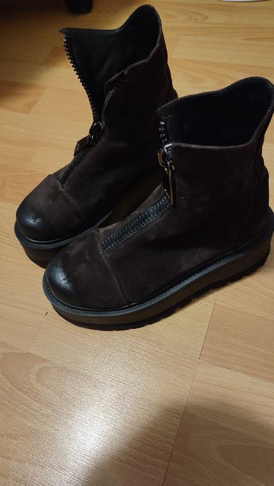 Ghete de piele mărimea 38 noi