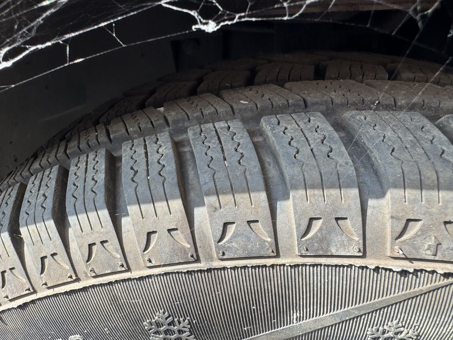 4бр джанти Peugeot 15” + Гуми зимни