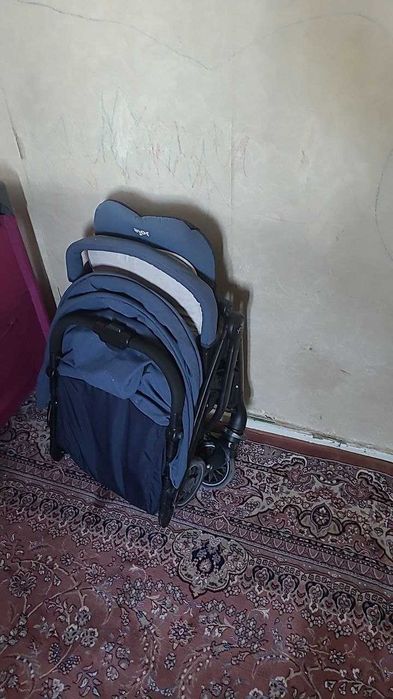 Детское коляска продам срочно. JOIE фирменный.