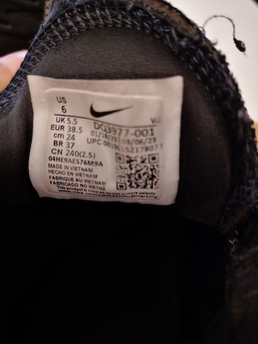 Vând Adidași Nike Black