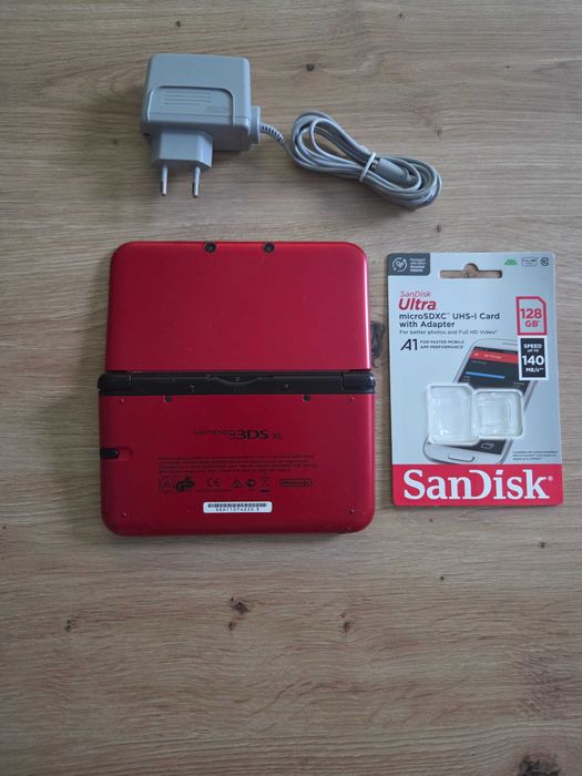 Nintendo 3DS Xl modat cu Sandisk 128gb peste 150 jocuri instalate