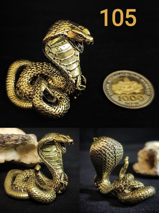 Змея. Статуэтки и Кулоны.