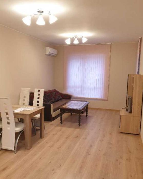Дава се под наем Двустаен апартамент в Пловдив, Гагарин - 88 кв.м за 295 € - Снимка #1