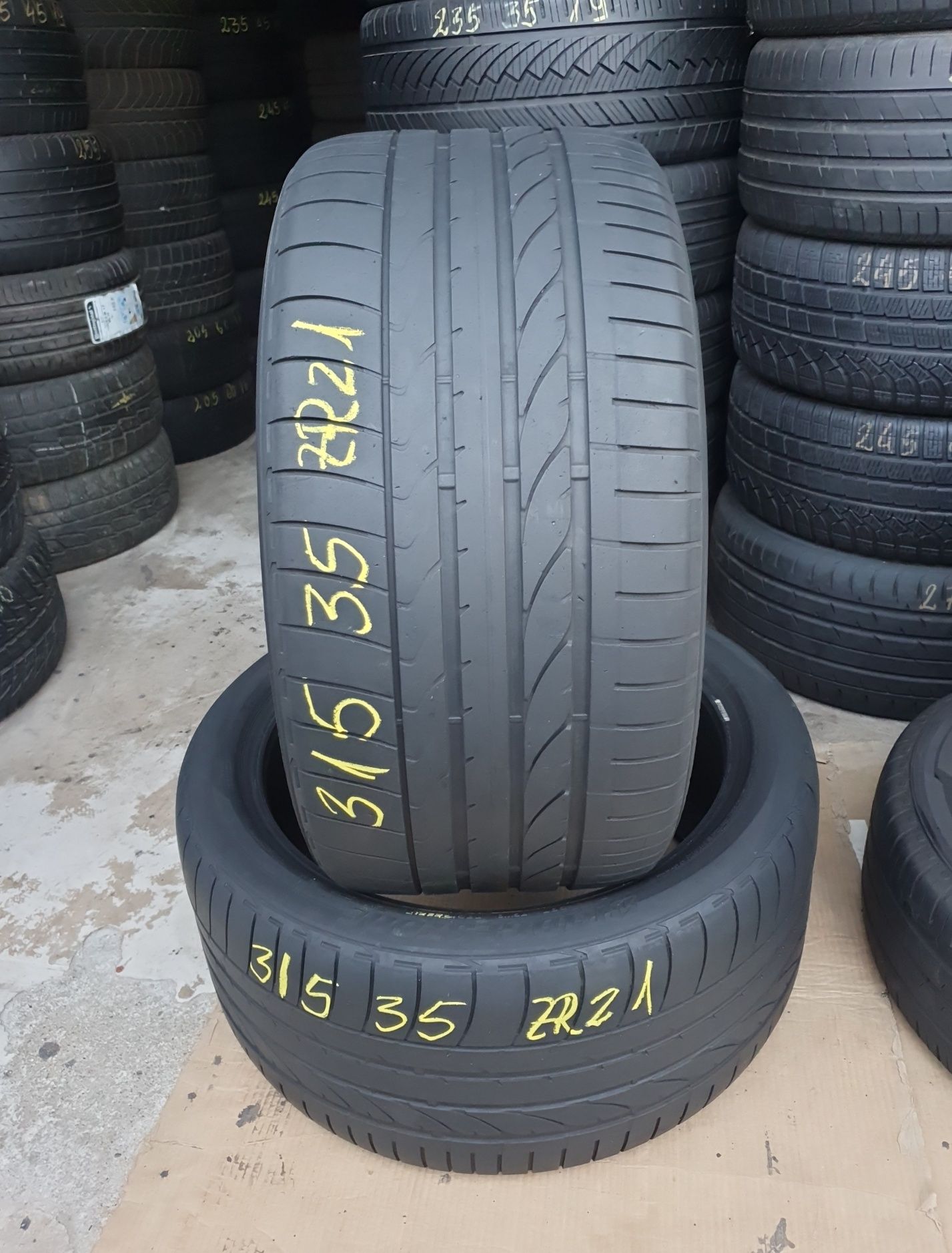 2 Anvelope Vară Bridgestone 315 35 ZR21  DOT 2221.