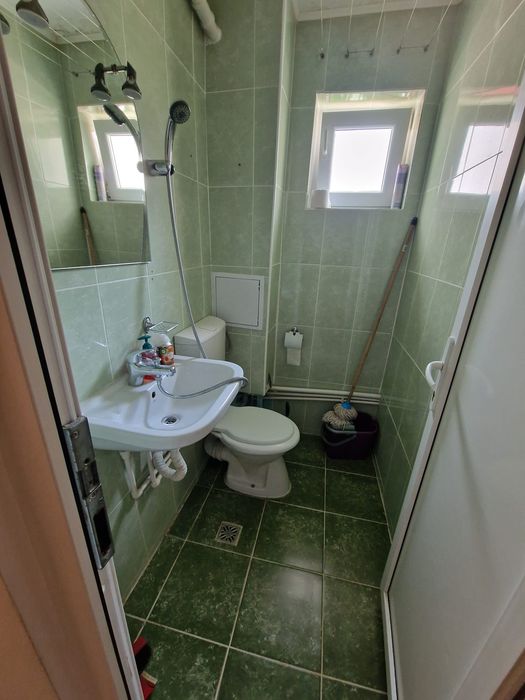 Vand apartament 2 camere