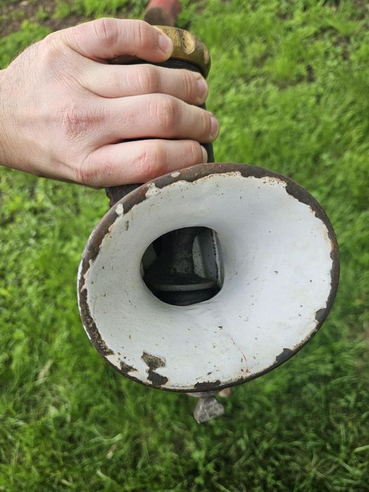 Vand 2 masini de tocat Vlahita si o masina de stors fructe