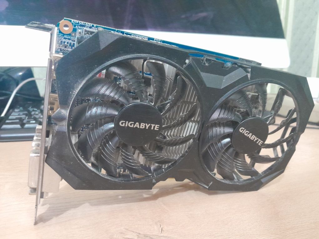 Видеокарта GIGABYTE WINDFORCE Nvidia GeForce GTX 750TI 2GB OC