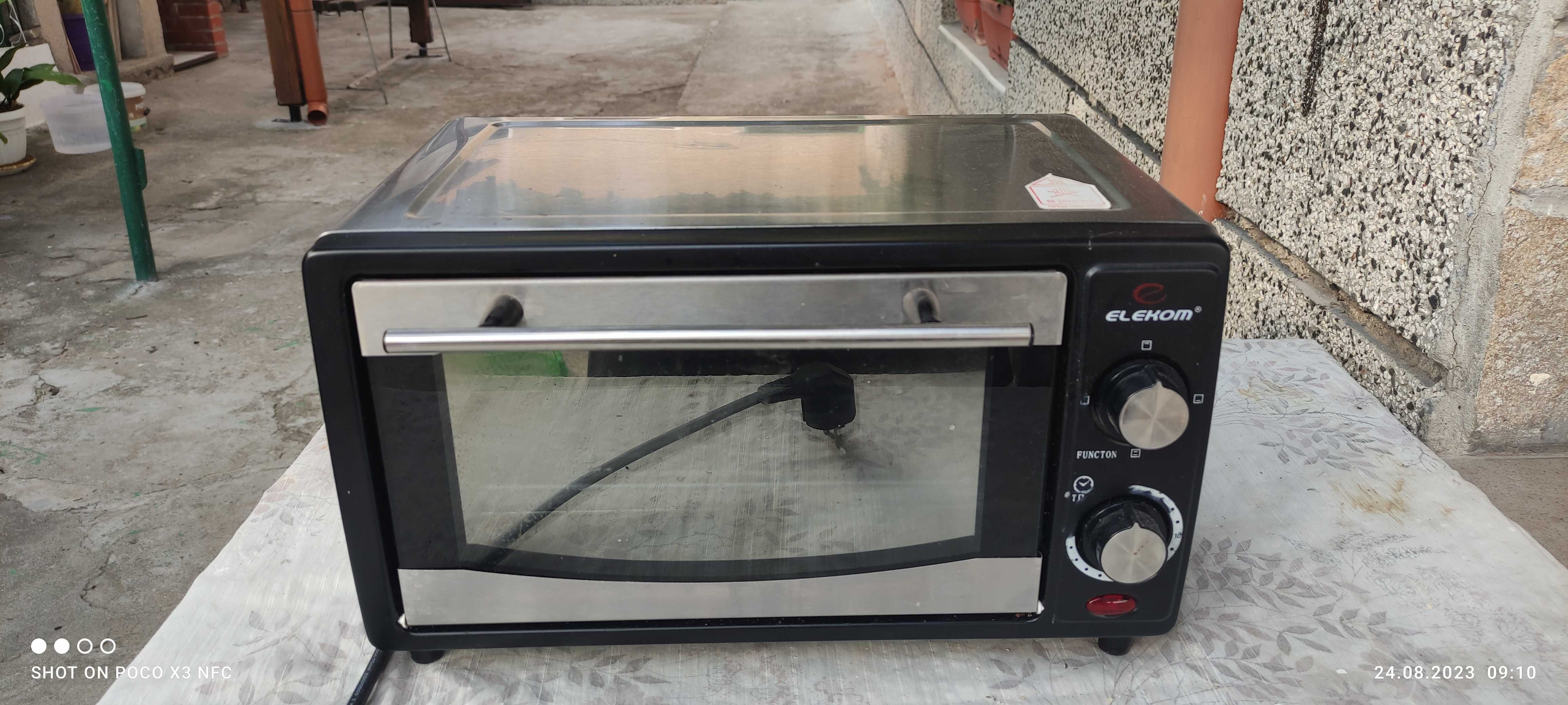 Готварска малка и практична печка с нагревател Elekom