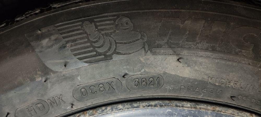 4бр Зимни гуми Мишелин 185 65 15 с джанти