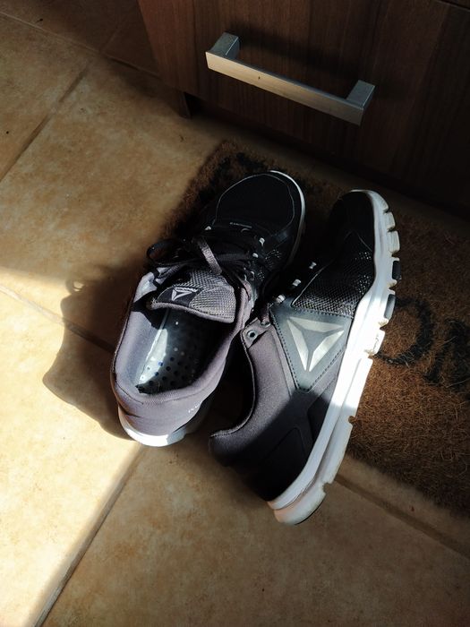 Маратонки Reebok 44