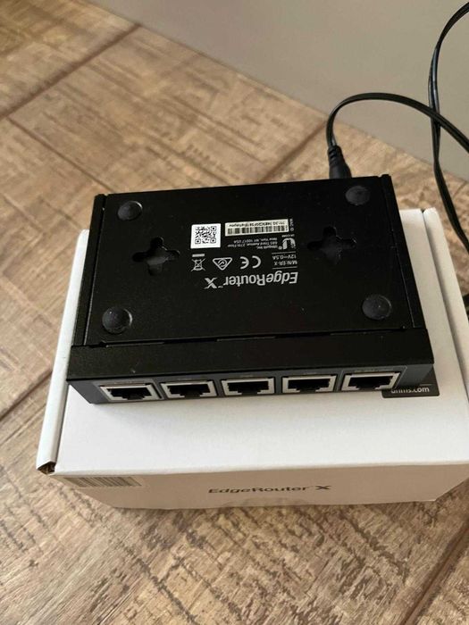 Router Edge Router X uibiquiti ER-X