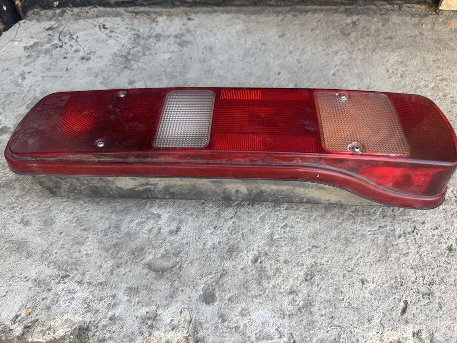 Задние плафоны Volvo FH