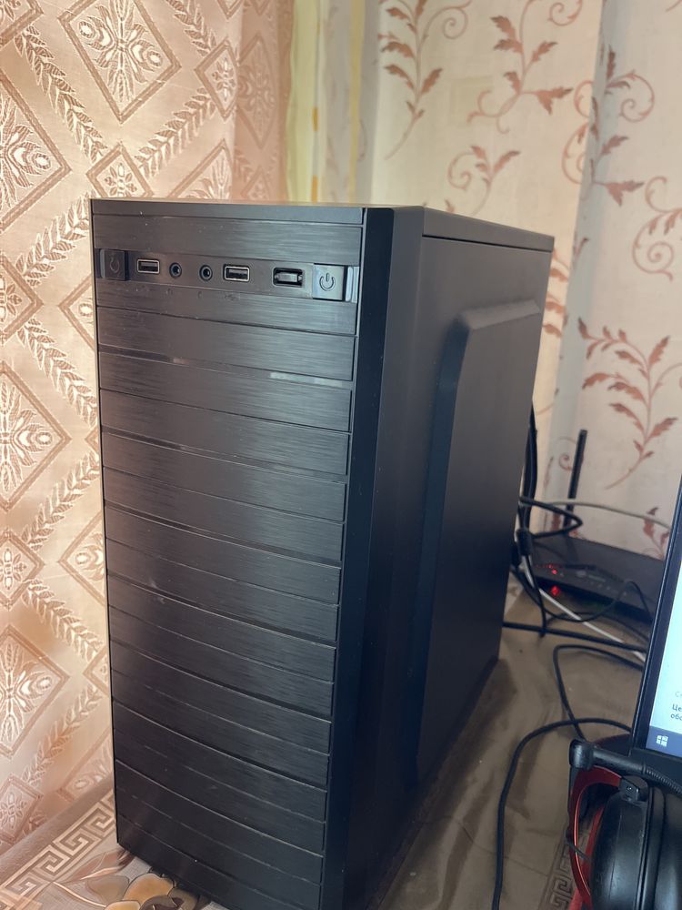 Продаётся игровой КОМПЬЮТЕР!