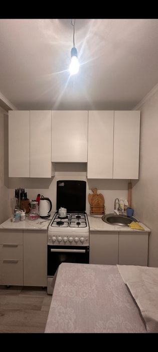 Продам!! Кухонный гарнитур в отличном состоянии. Белый цвет,