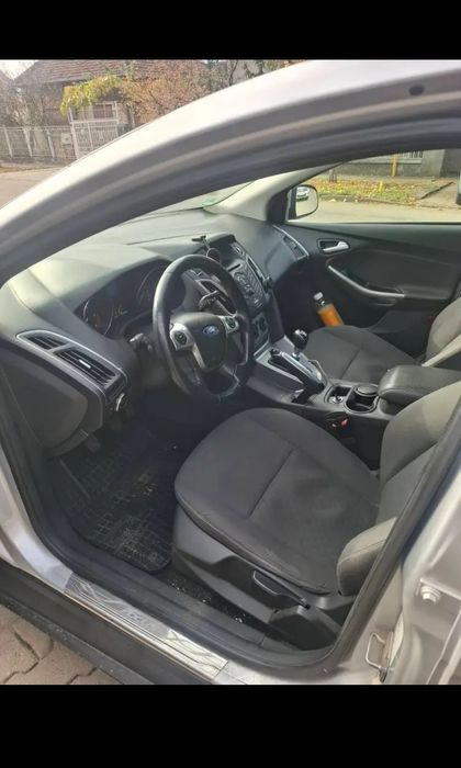 Vând Ford Focus 2014 .1.6 TDCi