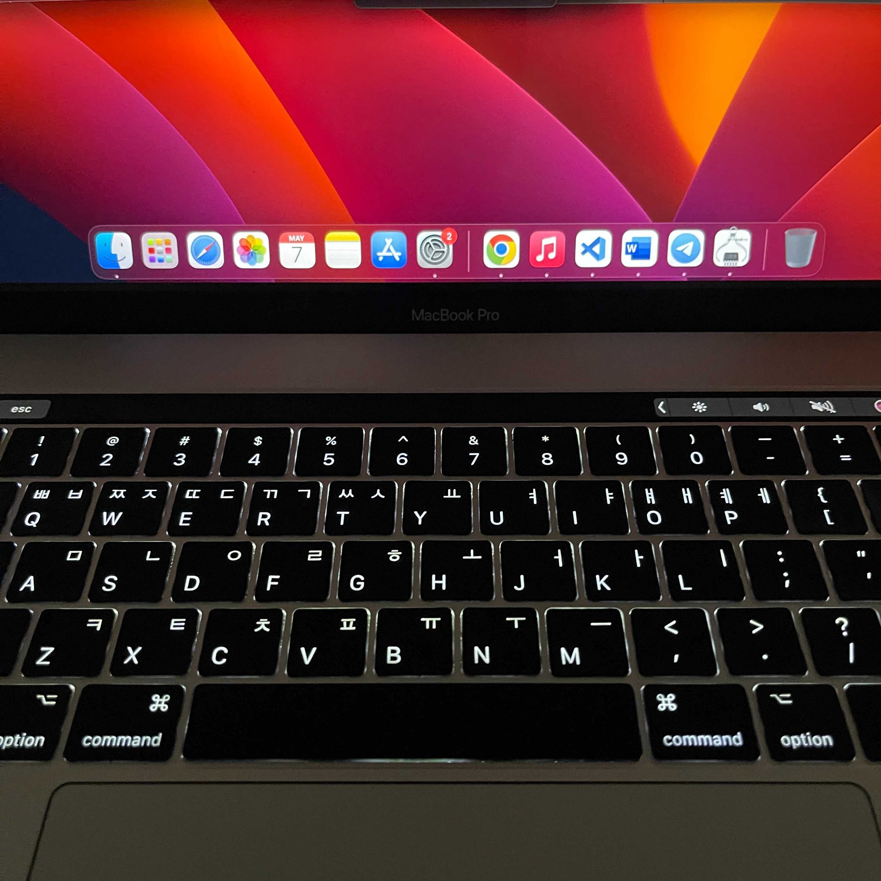 Macbook Pro 15inch 16/512GB 2018 core i7