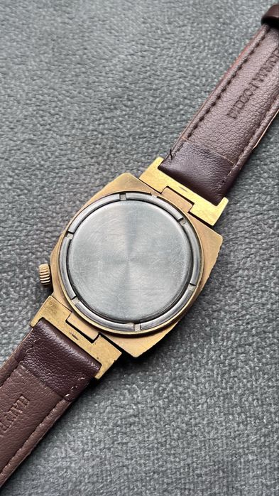 Часы Ракета (канистра)