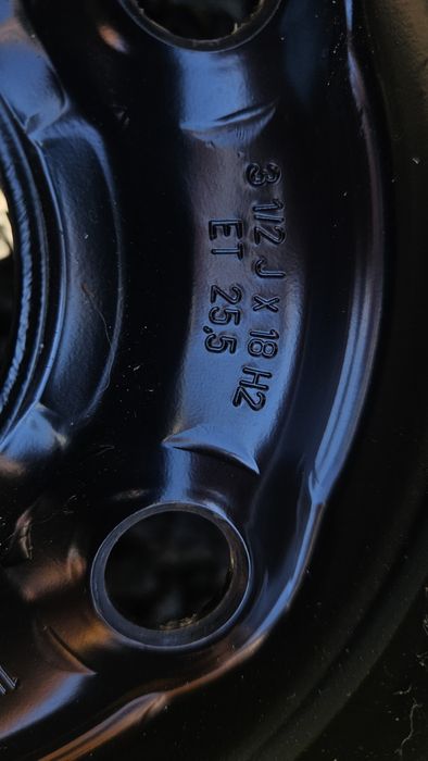 Организатор с крик и Резервана гума за VW Голф 5/Golf 5  T125/70 R18