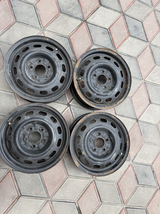 Диски на і30 Wagon 5x114,3 и Мазда Кронос