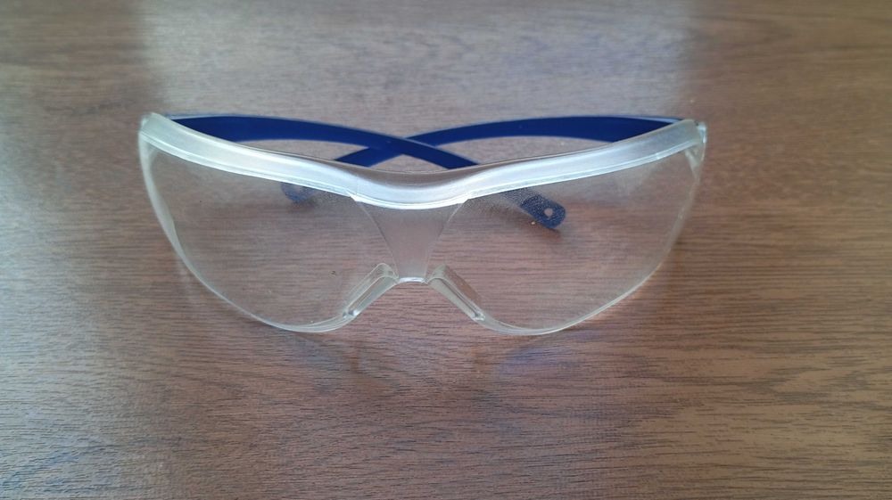 Защитные очки для работ