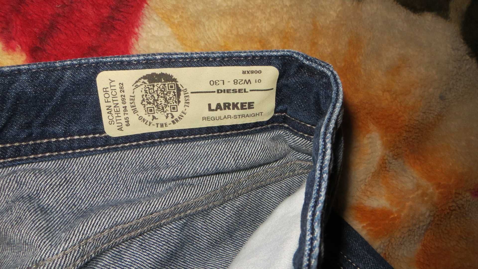 Diesel Larkee Straight Jeans / blugi masura W28-L30 Noi cu etichete