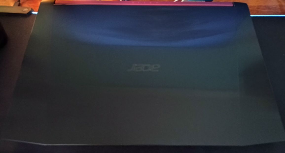 Ноутбук Acer Nitro 5 (GTX 1050Ti 4Gb, i5 7300HQ, 12/512Gb)