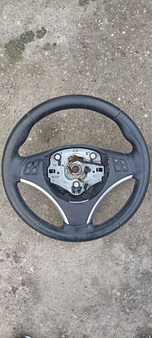 Volan sport cu comenzi BMW Seria 1 E87 Seria 3 E90 E91 X1 E84, 6769894