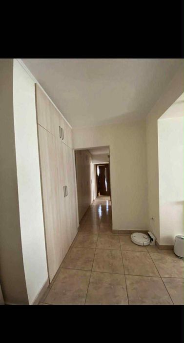 Vand apart 3 camere Oradea
