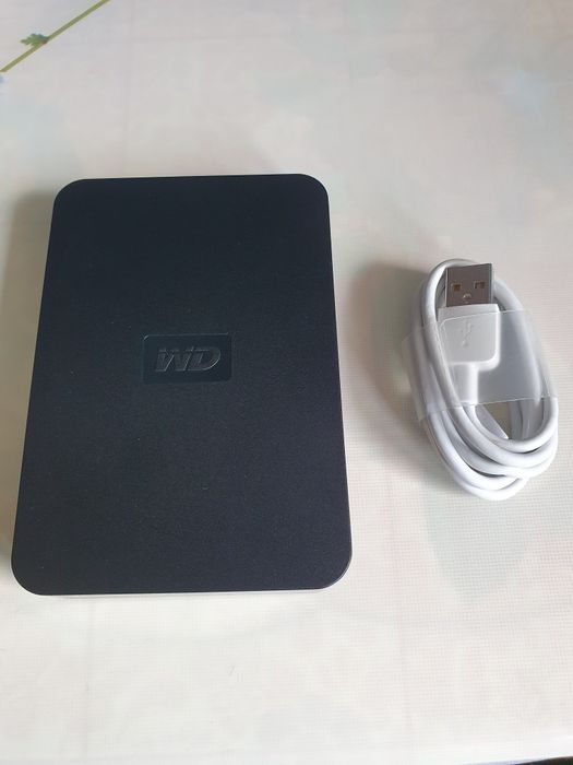 Western Digital Elements SE 500GB Portable USB 2.0 Hard Drive - Black