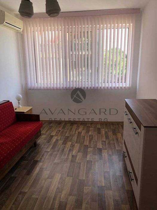 Продава се Тристаен апартамент в Пловдив, Кючук Париж - 110 кв.м за 2133 €/кв.м - Снимка #6