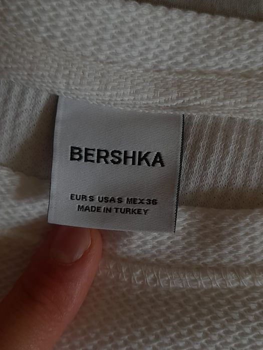 Tricou bershka elegant
