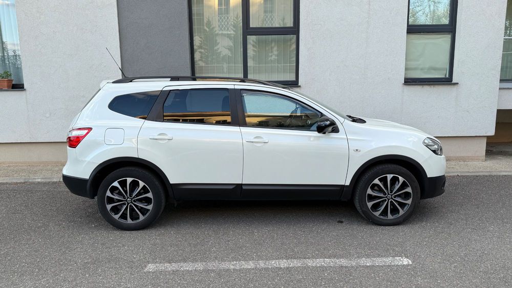 Nissan Qashqai 4x4 Automat 7 locuri