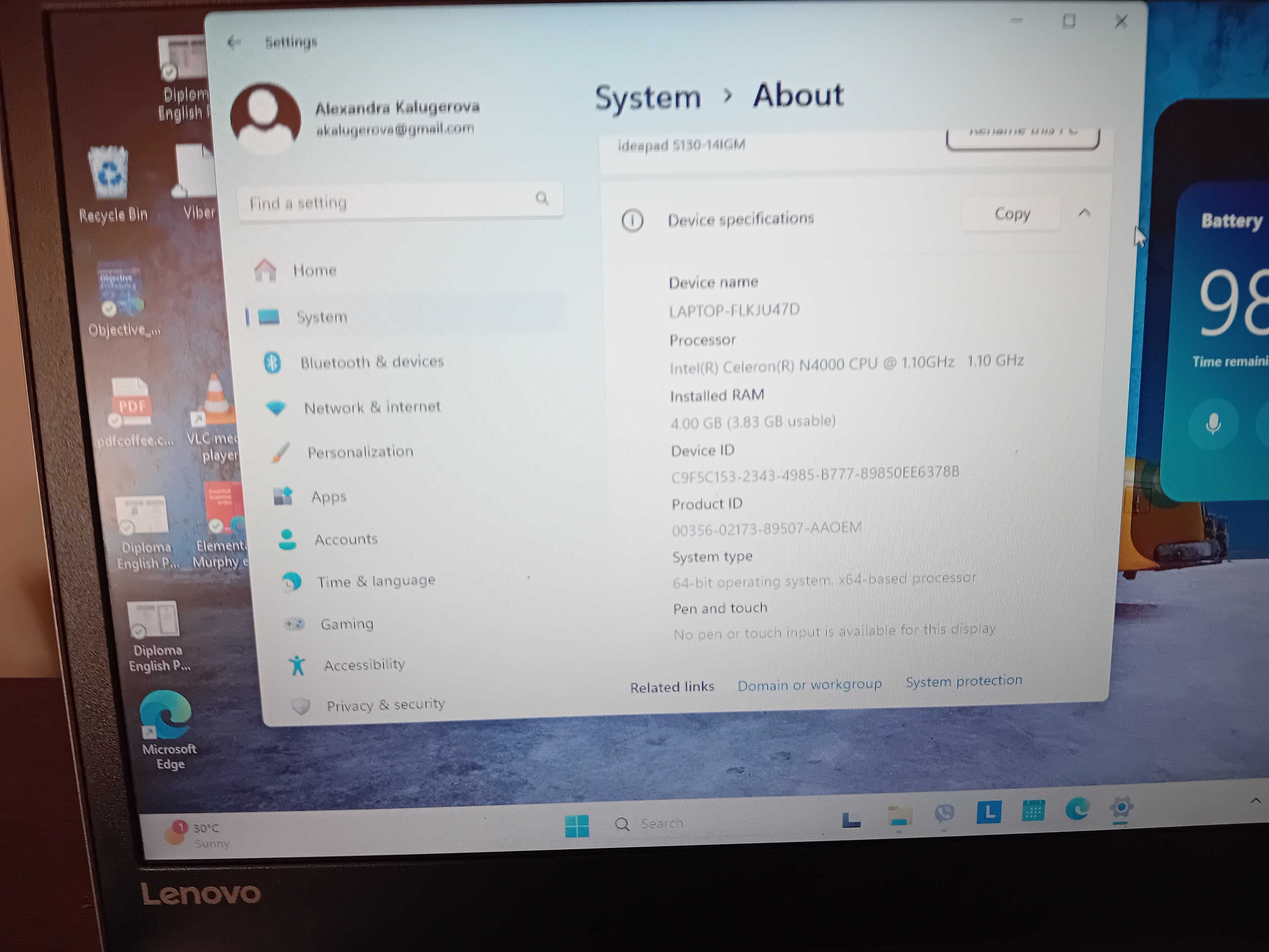 Лаптоп Lenovo IdeaPad S130-14IGM с оригинален Windows 11