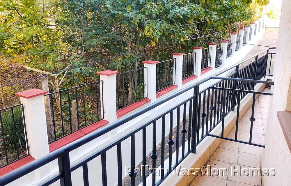 Двустаен апартамент с морска гледка в покрайнините на Балчик