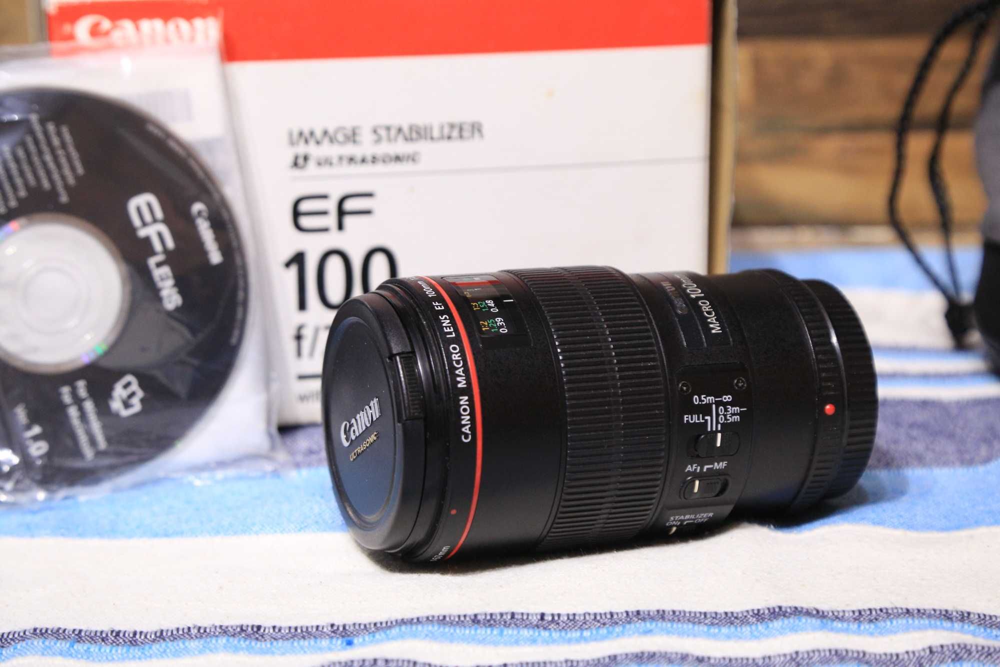 Обектив Canon f/2.8 100 mm Macro IS USM
