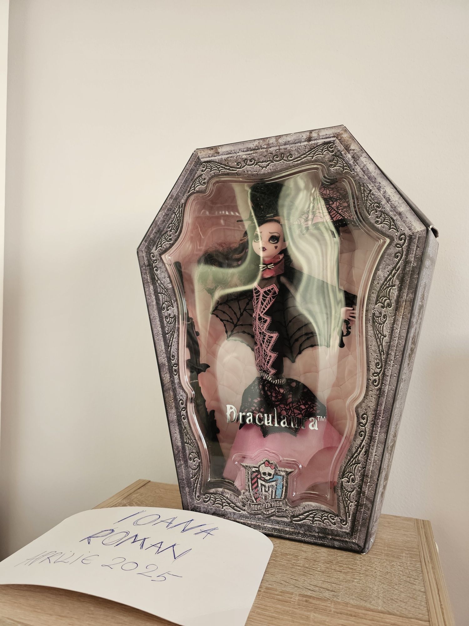 RAR! Papusa Monster High de colectie Draculaura 2015