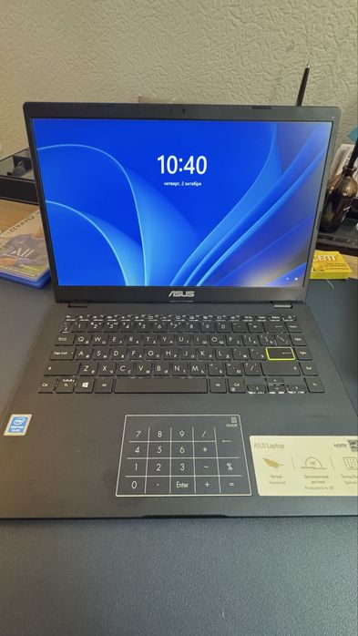 Продам ноутбук ASUS Laptop на 14 диагональ