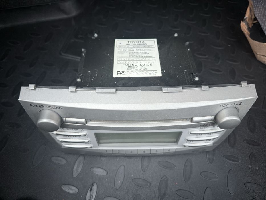 Магнитафон от тойота камри 45