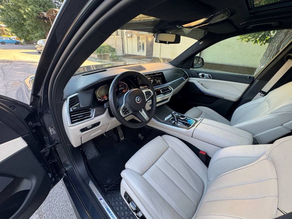 Продаётся BMW X5 40XI G05 2022 года