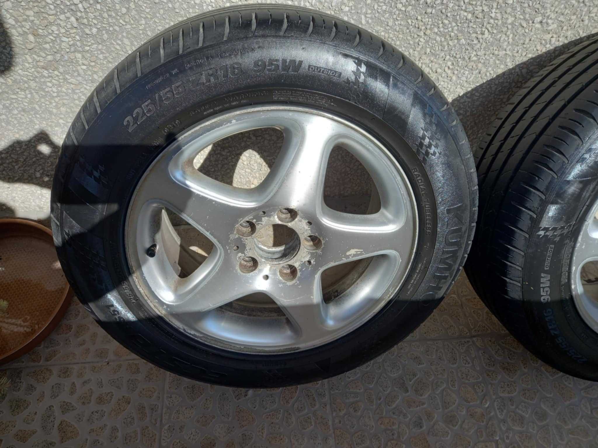 Летни гуми с джанти 2бр. за Мерцедес 225/55/16"