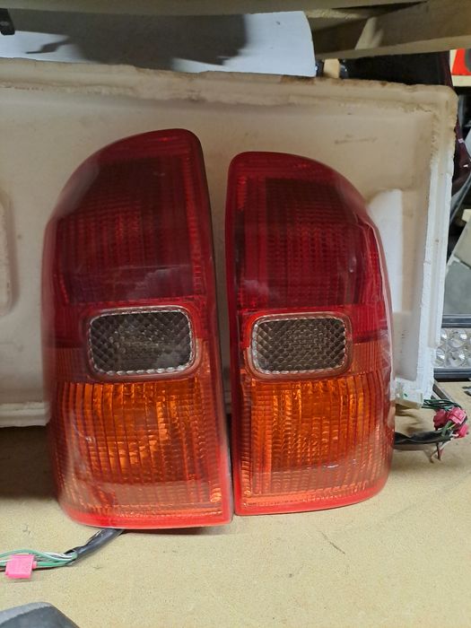 Triple / stop spate toyota rav4 2000 -2006