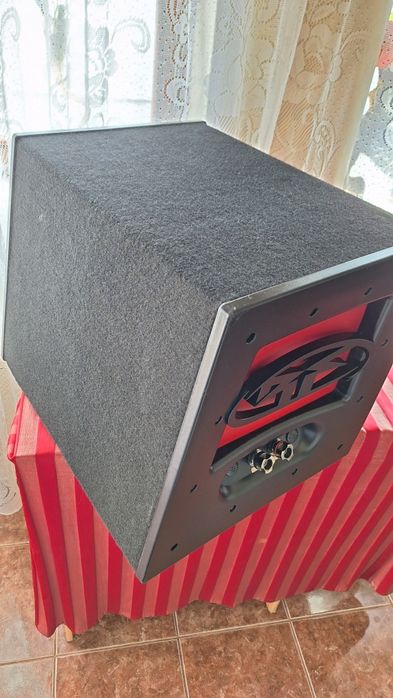 Amplificator XS XSA 440 Intimidator  +subwoofer Rockford fosgate +cabl