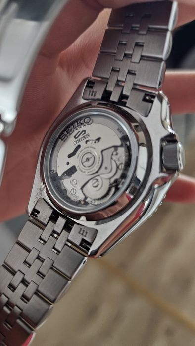 Seiko 5 GMT impecabil